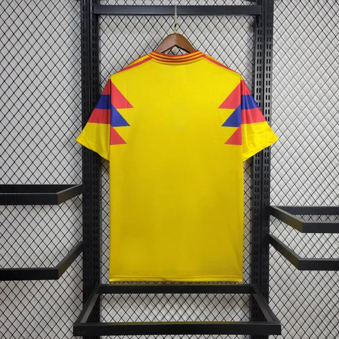 Colombia Home 1990