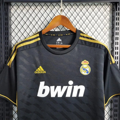 Real Madrid 2011/12 Away