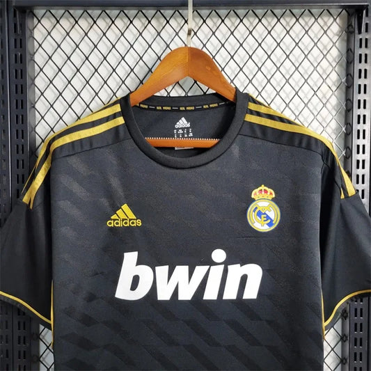 Real Madrid 2011/12 Away