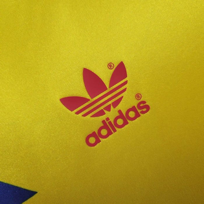 Colombia Home 1990